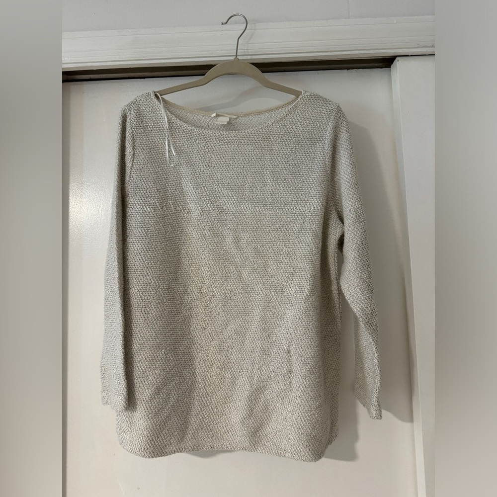 H & M sweater